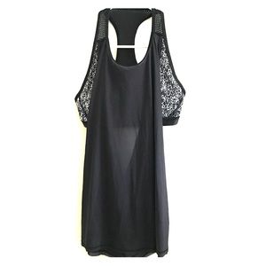 LULULEMON Built in Bra Tank - Size 10 - Like New